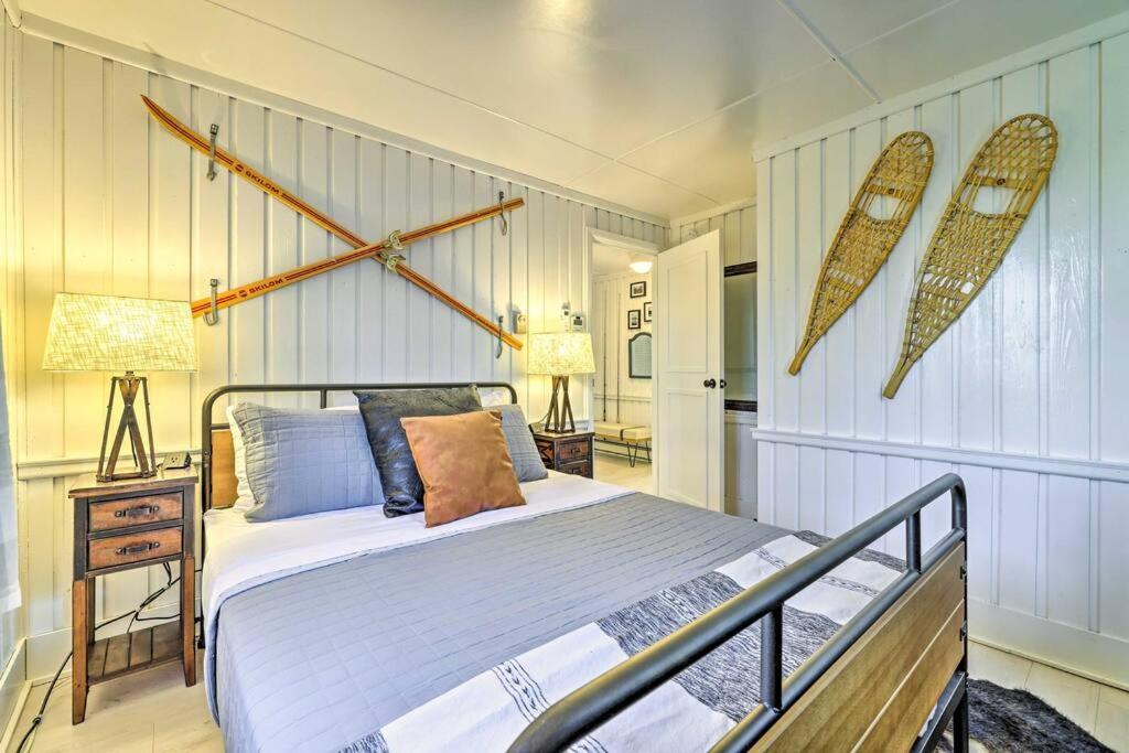 Stylish And Cozy Cabin, Walking Distance To Big Bass Lake Gouldsboro Bagian luar foto